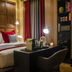 Отель Browns Central 4* Номер категории Эконом фото 2