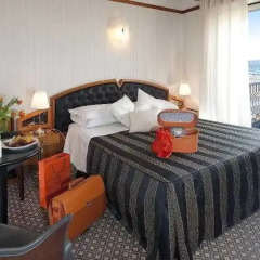 Hotel Continental Rimini 4* Улучшенный номер с различными типами кроватей