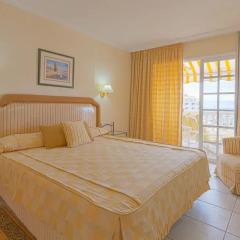 Отель El Marqués Palace by Intercorp Hotel Group Испания, Пуэрто-де-Сантьяго - 4 отзыва об отеле, цены и фото номеров - забронировать отель El Marqués Palace by Intercorp Hotel Group онлайн комната для гостей фото 3