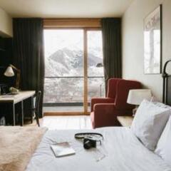 Отель Rooms Kazbegi Степанцминда комната для гостей фото 2