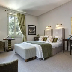 Hotel De Russie 5* Представительский номер с различными типами кроватей