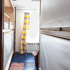 Tikhy Tchas Nikitskaya Capsule - Hostel Москва балкон фото 2
