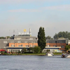 Отель Gr8 Hotel Amsterdam Riverside Нидерланды, Амстердам - 11 отзывов об отеле, цены и фото номеров - забронировать отель Gr8 Hotel Amsterdam Riverside онлайн приотельная территория