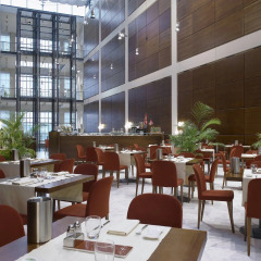 Отель DoubleTree by Hilton Turin Lingotto Италия, Турин - 1 отзыв об отеле, цены и фото номеров - забронировать отель DoubleTree by Hilton Turin Lingotto онлайн питание