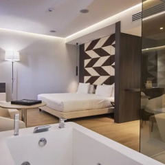 Отель IH Hotels Milano Ambasciatori 4* Люкс с различными типами кроватей фото 8