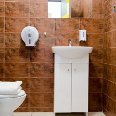 Отель Hostel GoodMo Венгрия, Будапешт - отзывы, цены и фото номеров - забронировать отель Hostel GoodMo онлайн ванная