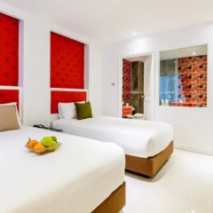 Raha Grand Hotel 3* Улучшенный номер фото 2