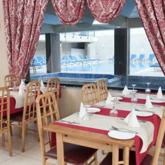 Отель Euroclub Hotel Мальта, Каура - 1 отзыв об отеле, цены и фото номеров - забронировать отель Euroclub Hotel онлайн питание фото 2