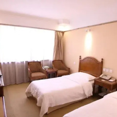 Отель Chongqing Hotel Китай, Пекин - отзывы, цены и фото номеров - забронировать отель Chongqing Hotel онлайн комната для гостей фото 4