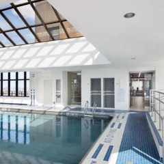 Отель Global Luxury Suites at Symphony House бассейн