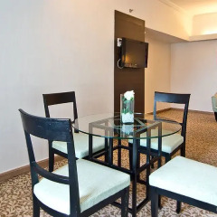 Baiyoke Sky Hotel 4* Улучшенный люкс с различными типами кроватей фото 4