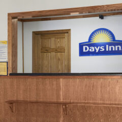 Days Inn By Wyndham Stoughton Wi Cottage Grove United - 