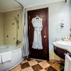 Гостиница Минск 4* Улучшенные апартаменты с двуспальной кроватью фото 11