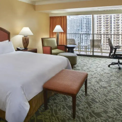 Отель Hilton Hawaiian Village Waikiki Beach Resort 4* Стандартный номер с двуспальной кроватью фото 2