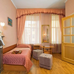 Гостиница Меблированные комнаты Эспланада в Санкт-Петербурге 8 отзывов об отеле, цены и фото номеров - забронировать гостиницу Меблированные комнаты Эспланада онлайн Санкт-Петербург комната для гостей фото 10