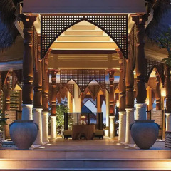 Отель Four Seasons Maldives At Kuda Huraa спа