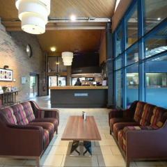 The Waterside Hotel and Galleon Leisure Club интерьер отеля