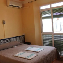 Отель Hostal Alcobia комната для гостей
