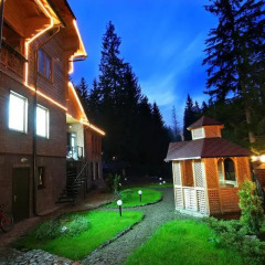 Гостиница Smerekova Khata вид на фасад фото 2
