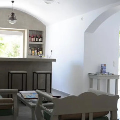 Отель Hippocampus Hotel Греция, Остров Санторини - отзывы, цены и фото номеров - забронировать отель Hippocampus Hotel онлайн гостиничный бар