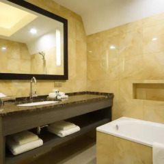 Гостиница DoubleTree by Hilton Kazan City Center 4* Люкс Премиум с различными типами кроватей фото 3