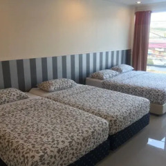 Отель Phuket Airport Suites & Lounge Bar - Club 96 Номер категории Премиум с различными типами кроватей