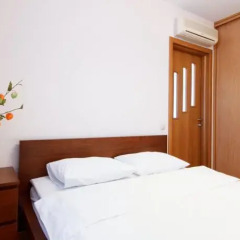 Апартаменты LikeHome Apartments Frunzenskaya комната для гостей фото 4