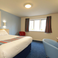 Отель Travelodge London City Airport комната для гостей фото 3
