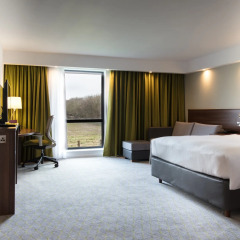 Отель Hampton by Hilton Exeter Airport комната для гостей фото 4