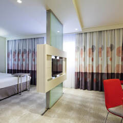 Отель Novotel Warszawa Centrum 4* Полулюкс