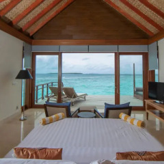Отель Furaveri Island Resort & Spa 5* Люкс с двумя спальнями и бассейном с различными типами кроватей