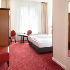 Отель Hafen Hamburg 4* Номер Commander