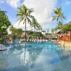 Nusa Dua Beach Hotel & Spa бассейн фото 6