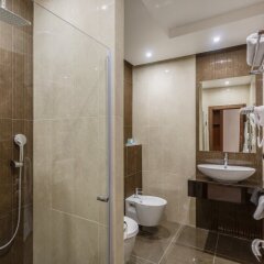 Гостиница Riverside 4* Улучшенный номер с двуспальной кроватью фото 6