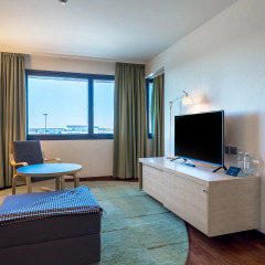 Отель Hilton Helsinki Airport комната для гостей фото 5