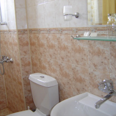 Chris Hotel Sveti Vlas ванная