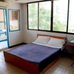 Отель Inter Residence Vibhavadi 44 Бангкок комната для гостей