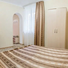 Гостиница Versal 2 Guest House Стандартный номер с двуспальной кроватью фото 23