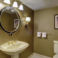 Отель Excalibur 3* Люкс повышенной комфортности с различными типами кроватей фото 11