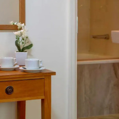 Queensway Hotel Sure Hotel Collection By Best Western удобства в номере
