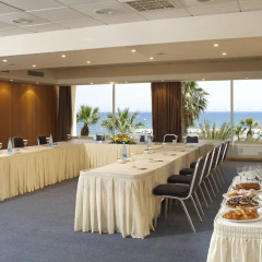 Golden Tulip Golden Bay Beach Hotel Ларнака помещение для мероприятий фото 3