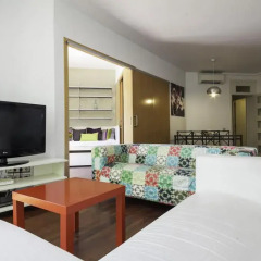 Отель BarcelonaForRent Eixample Suites Барселона комната для гостей фото 10