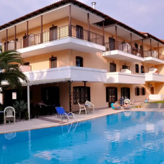 Pegasus Hotel бассейн фото 2