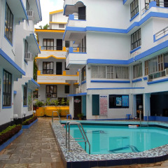 Отель Alor Holiday Resort Гоа бассейн