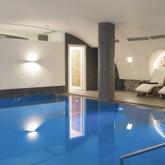 Отель Santo Maris Oia, Luxury Suites & Spa бассейн