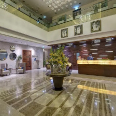 Grandeur Hotel интерьер отеля фото 2