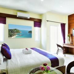 Отель At Phuket Guest House комната для гостей фото 6