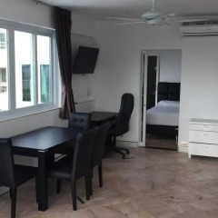 Отель Le Versace Residence 3* Апартаменты разные типы кроватей фото 3