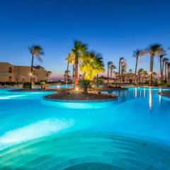 Отель Cleopatra Luxury Resort Makadi Bay бассейн фото 5