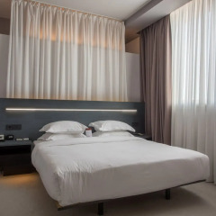 Отель Four Elements Hotels Ekaterinburg 4* Люкс фото 2